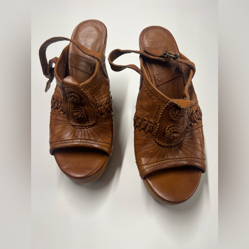 Frye Anya Concho Sling Wedge Heels Size 9